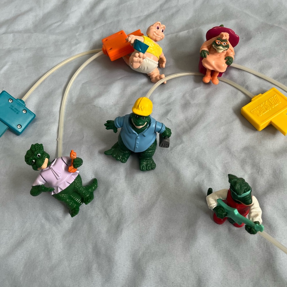 Vintage Dinosaurs ! Moveable figures. Set of 5